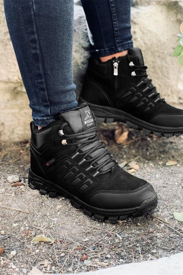 Unisex Siyah İçi Kürklü Kaymaz Taban Bot